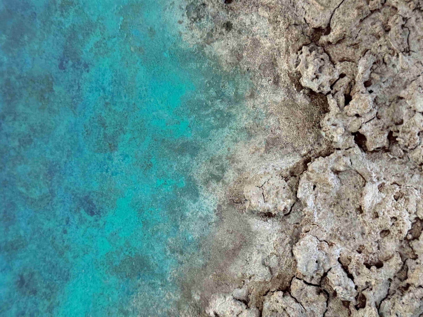 Resin_ocean_artwork_coastline_seascape_shoreline_painting